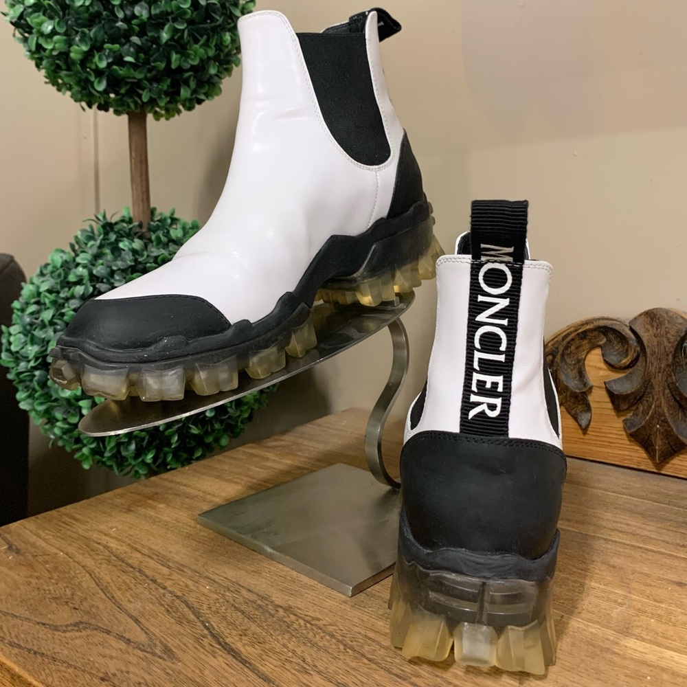 Moncler Hanya Leather Chelsea Boot In White